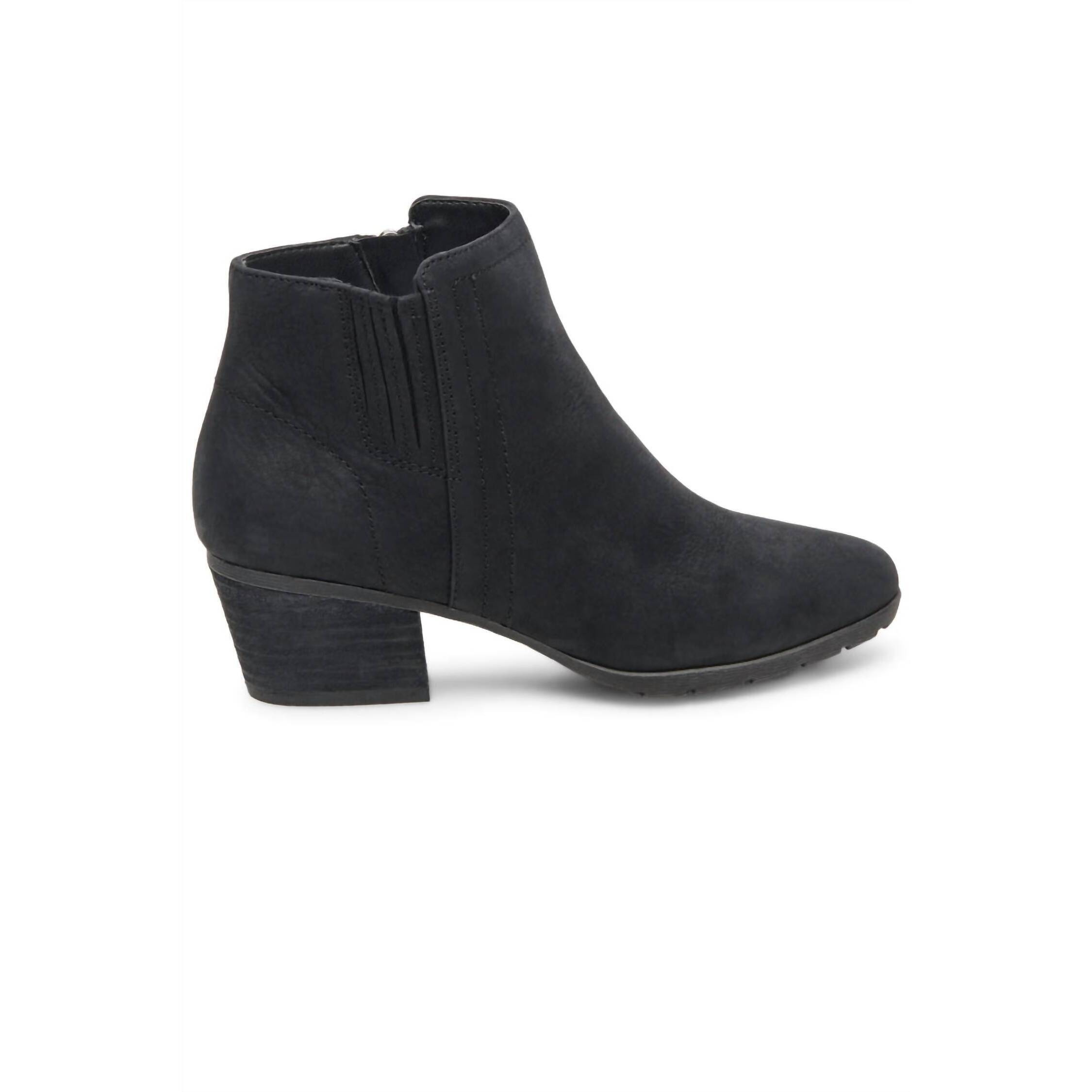 New Blondo Women's Valli 2.0 Leather Bootie In Black